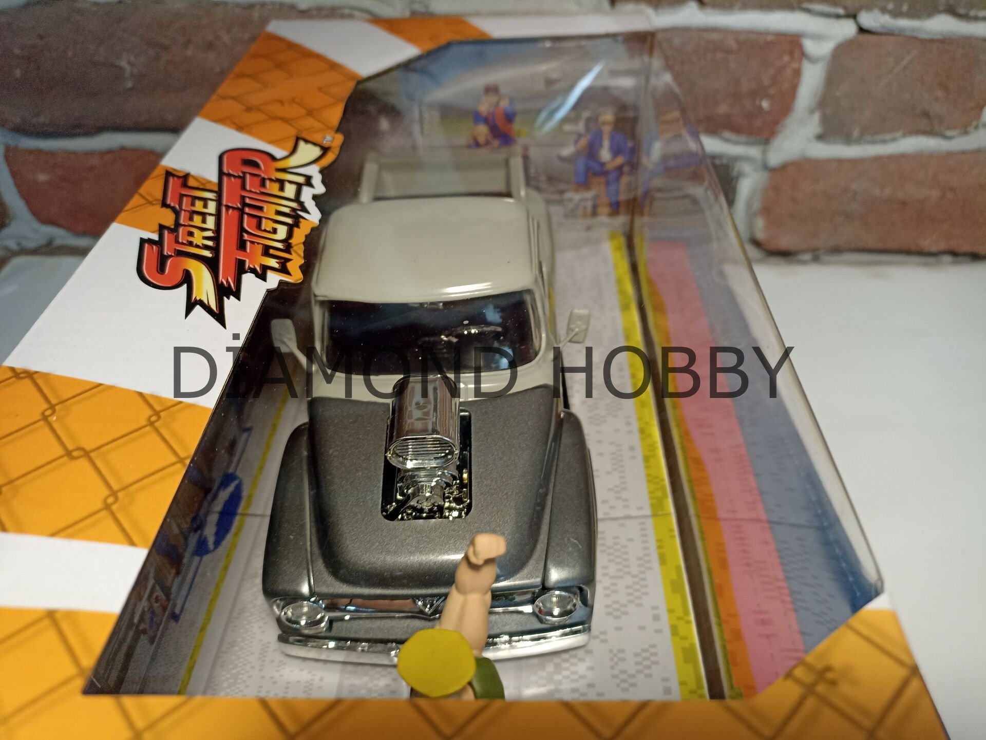 JADA TOYS 1/24 STREET FIGHTER GUILE & 1956 FORD F-100