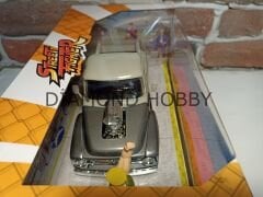 JADA TOYS 1/24 STREET FIGHTER GUILE & 1956 FORD F-100
