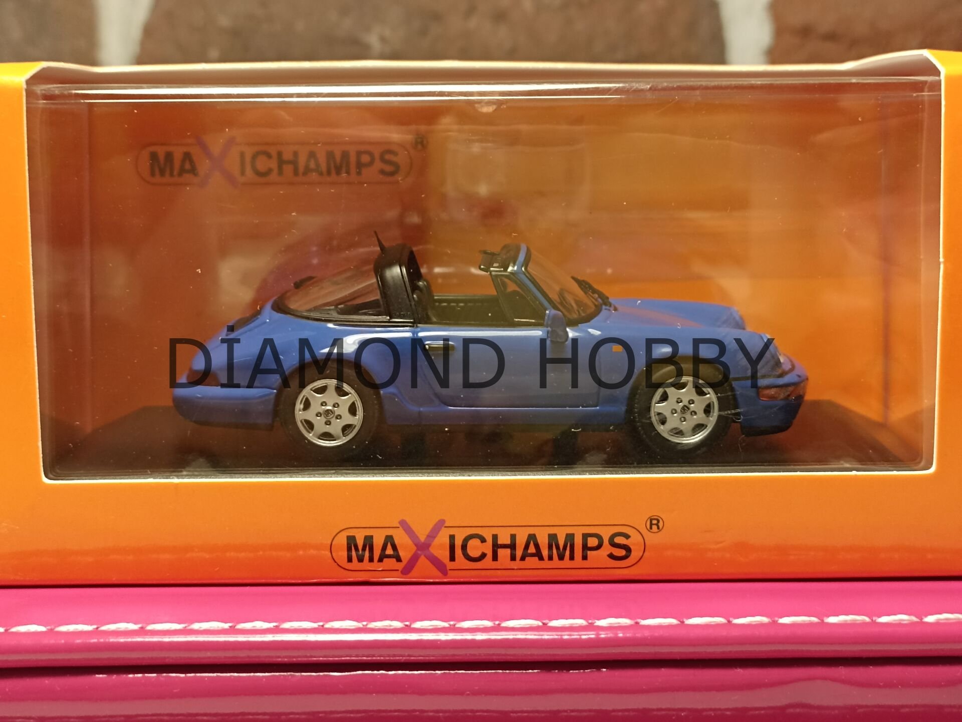 MAXİCHAMPS  1/43 MİNİ PORSCHE 911 Carrera 2 Targa 1991