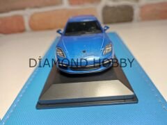 minichamps 1/43 ÖLÇEK PORSCHE PANAMERA 4S