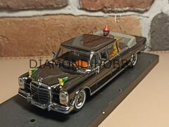 VİTESSE 1/43 MERCEDES 600 AFRİKA KİNG MAKAM ARACI 2. EL)