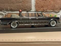 VİTESSE 1/43 MERCEDES 600 AFRİKA KİNG MAKAM ARACI 2. EL)