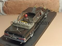 VİTESSE 1/43 MERCEDES 600 AFRİKA KİNG MAKAM ARACI 2. EL)