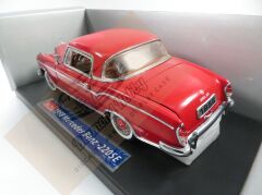 SUNSTAR 1/18 ÖLÇEK MERCEDES-BENZ 220SE COUPE