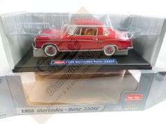 SUNSTAR 1/18 ÖLÇEK MERCEDES-BENZ 220SE COUPE