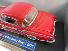 SUNSTAR 1/18 ÖLÇEK MERCEDES-BENZ 220SE COUPE