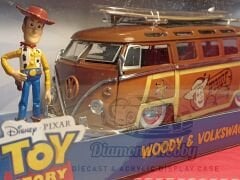 JADA TOYS 1/24 ölçek WOODY & VOLKSWAGEN T1 BUS