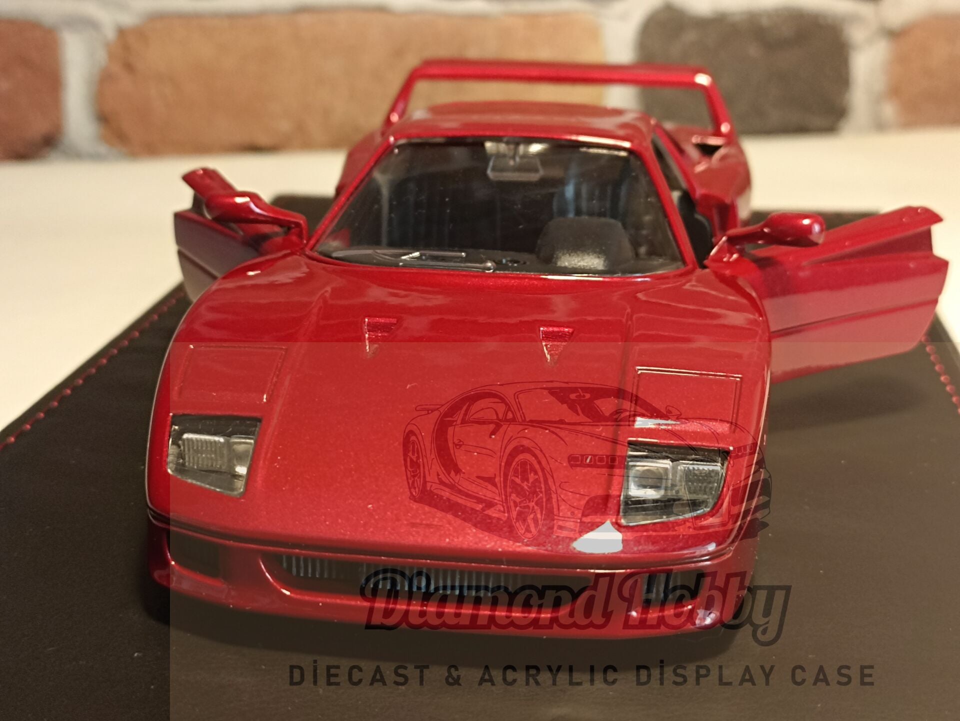 GUİLOY ÜRETİMİ 1/24 ÖLÇEK FERRARİ F40     2.EL