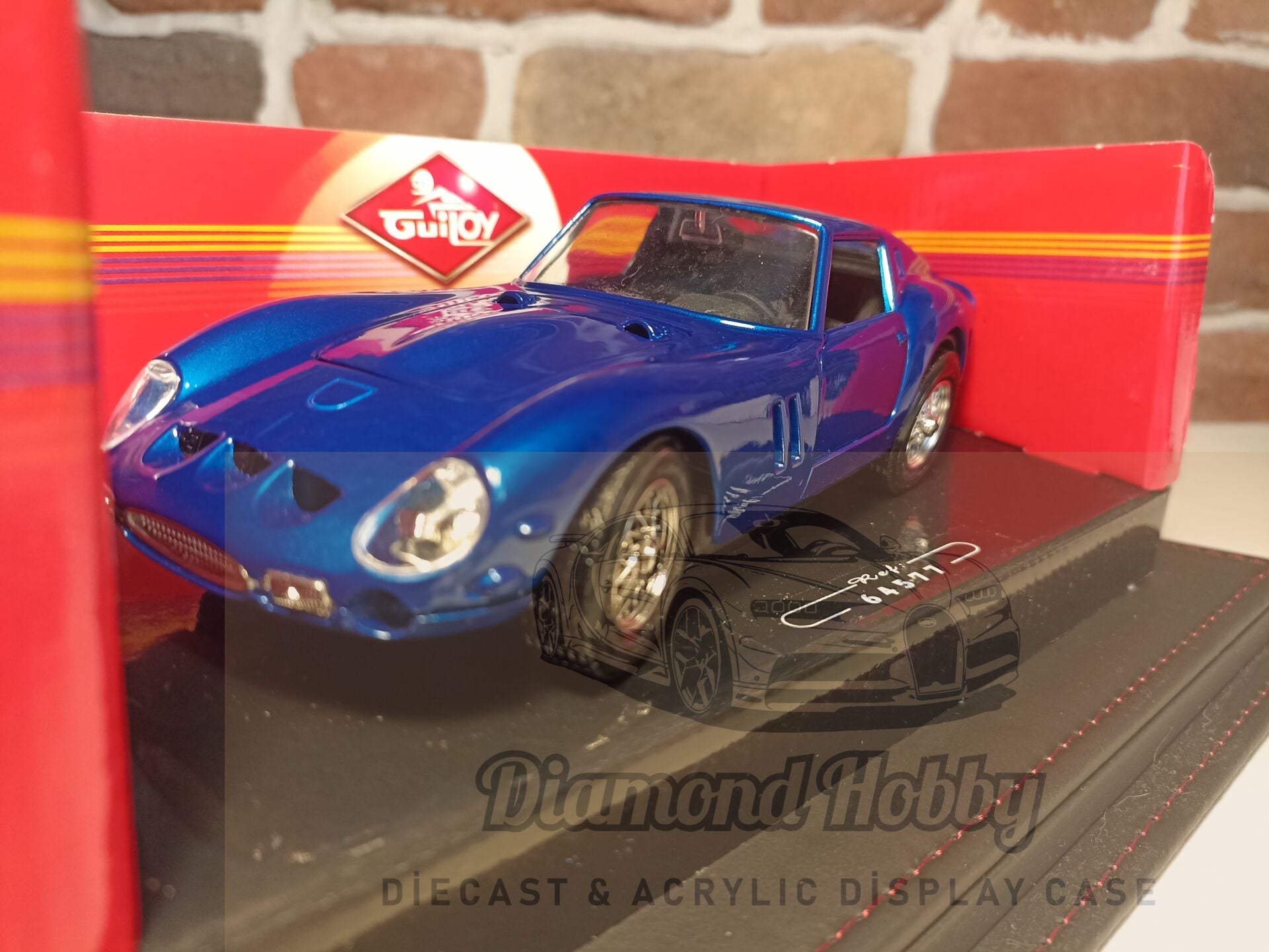 GUİLOY ÜRETİMİ 1/24 ÖLÇEK FERRARİ GTO 250     2.EL
