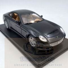 BURAGO 1/24 FERRARİ 612 Scaglietti 2004 SİYAH renk