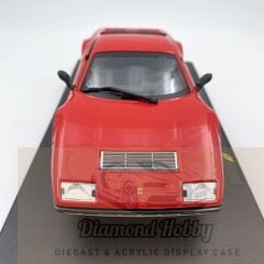 BURAGO 1/24 ÖLÇEK  FERRARİ 365 GT4 BB-1973 KIRMIZI-SİYAH RENK